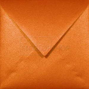 gekleurde-vierkante-envelop-metallic-oranje-127-450